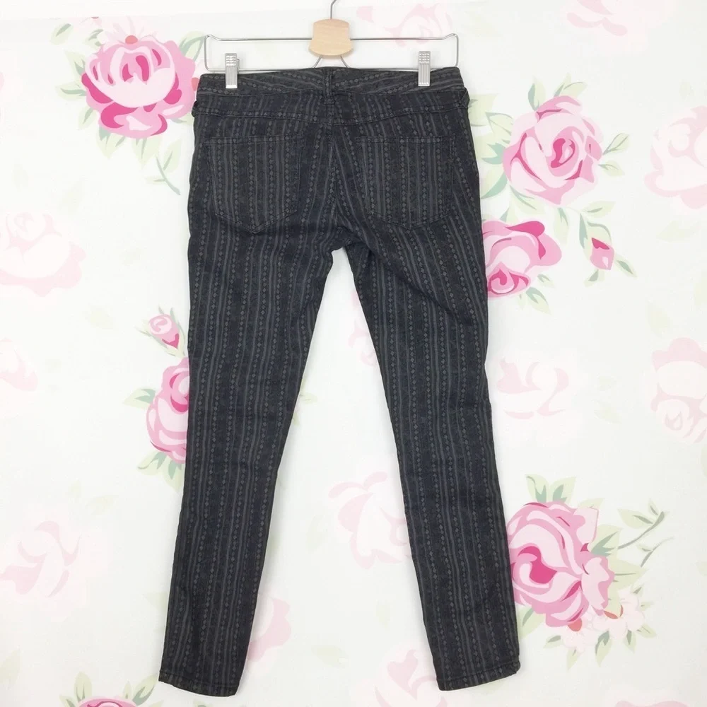 Free People Boho Geo Print Black Gray Skinny Jeans Pants 26
